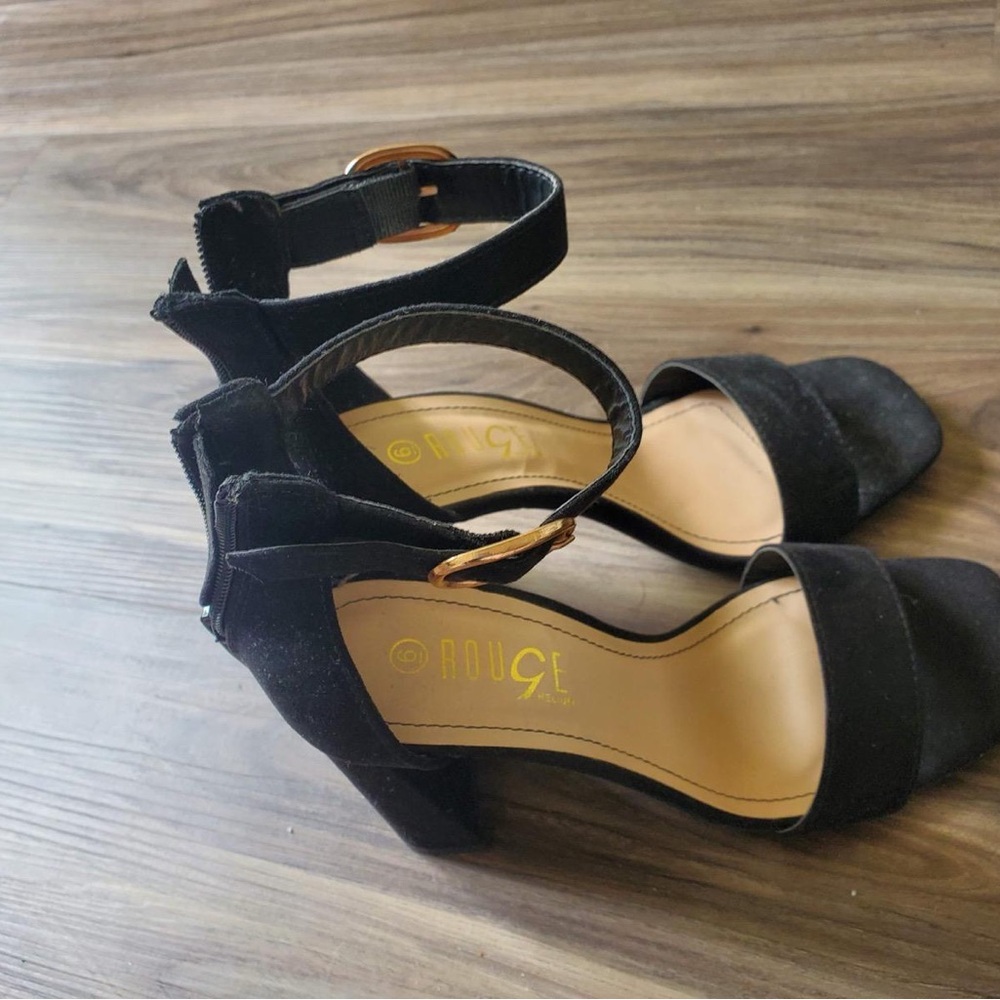 Rouge Helium Black Ankle Strap Heels